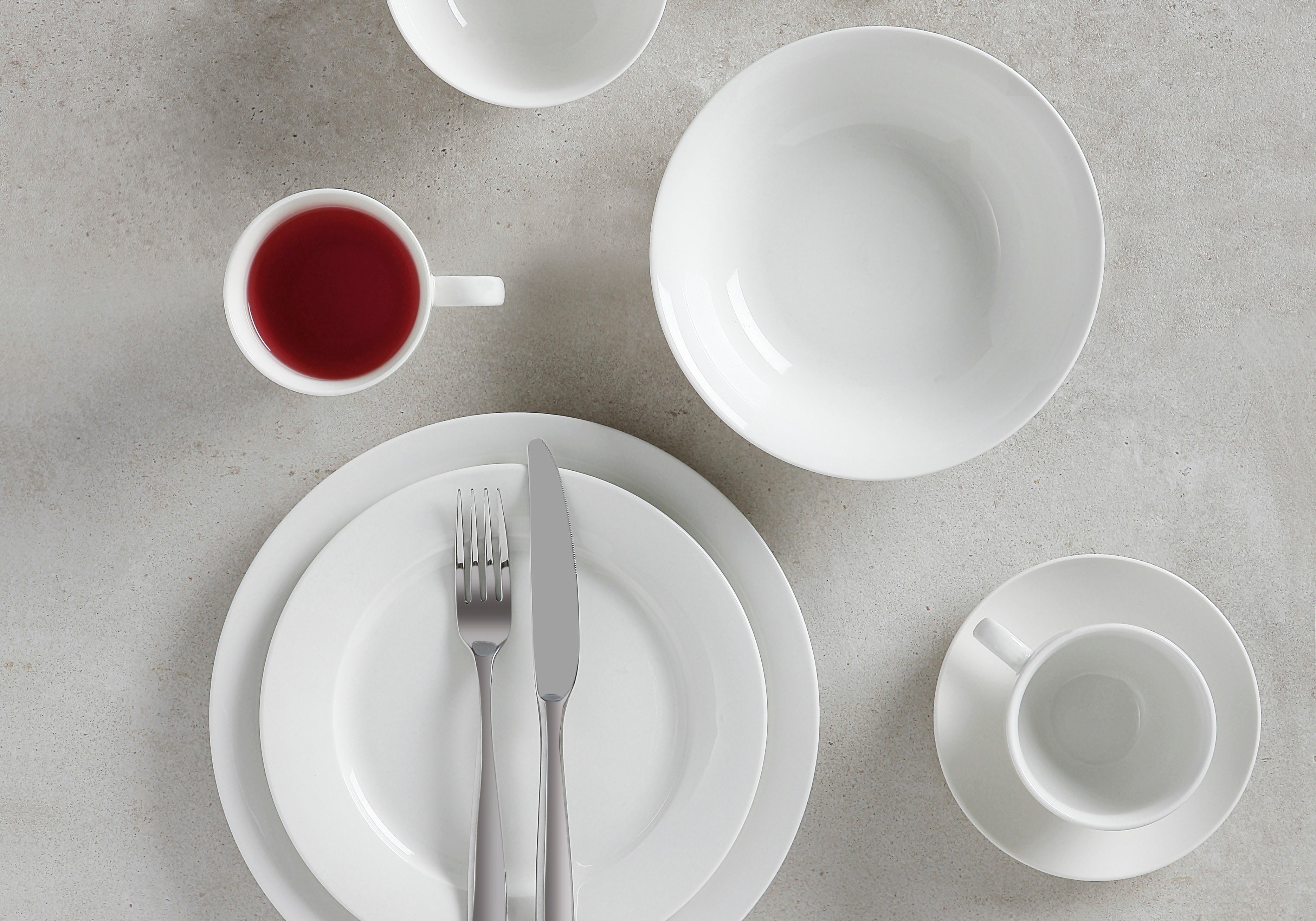 MW_White_basics_flatlay.jpg